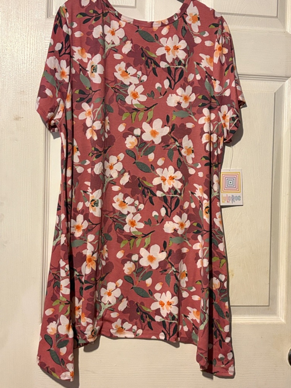 LuLaRoe Melissa Dusty Pink Floral Asymmetrical Shift Top 18/20 XL - Picture 2 of 2